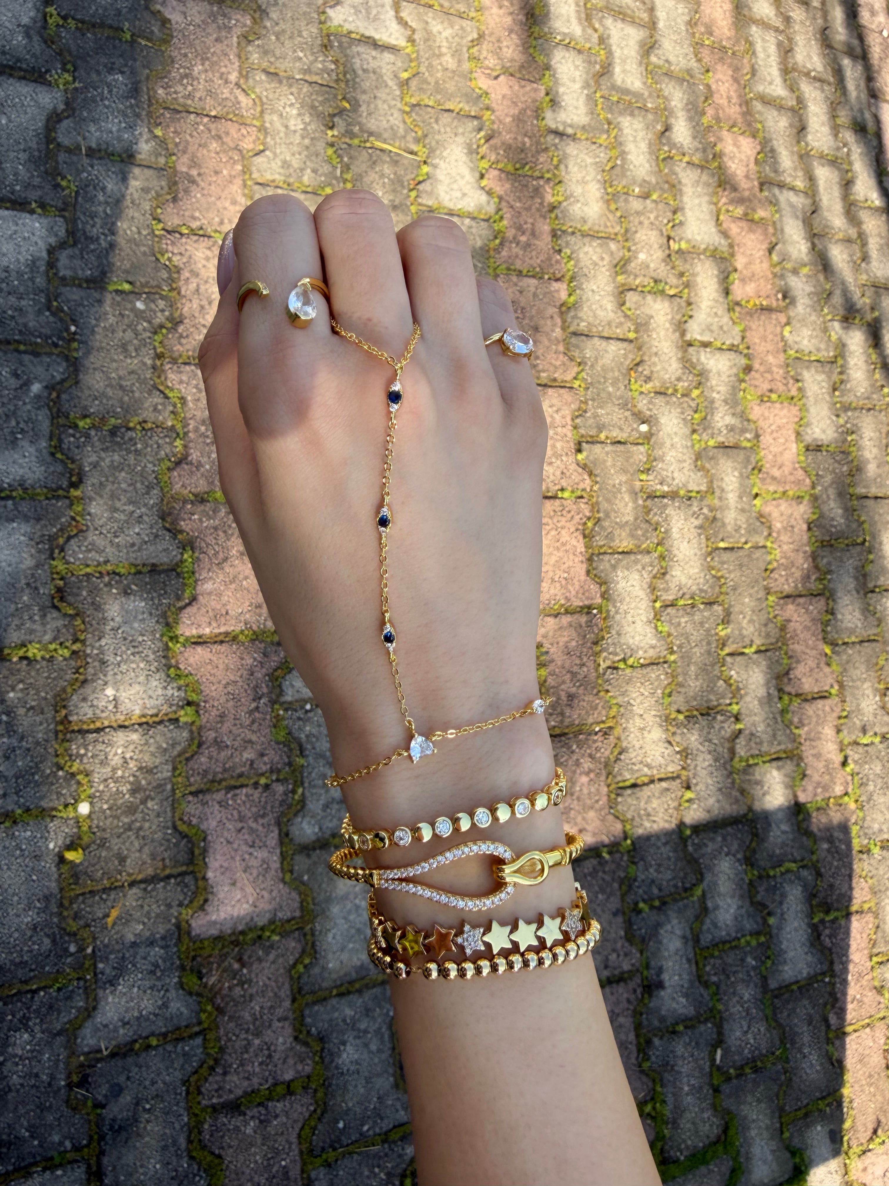 Eye Heart Hand Chain