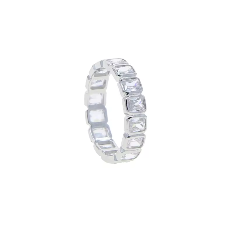 Emerald Eternity Band